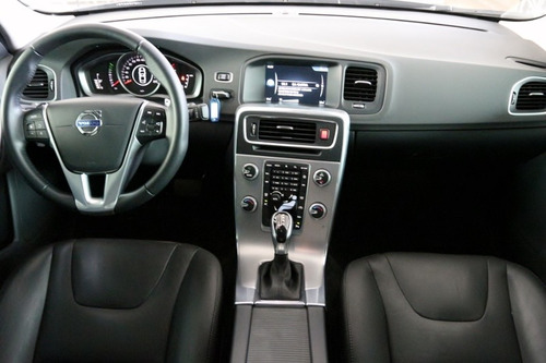 Volvo S60 2.0 T4 Kinetic Drive-e 4p 2016/2017