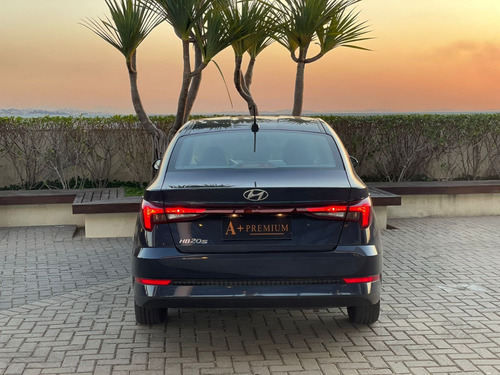 Hyundai HB20S 1.0 Comfort Plus Flex 4p