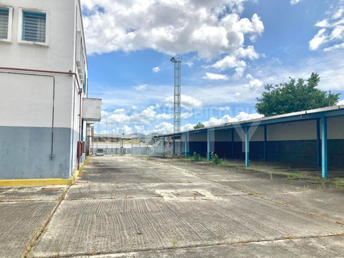 Cb Versatil Complejo Industrial En Alquiler