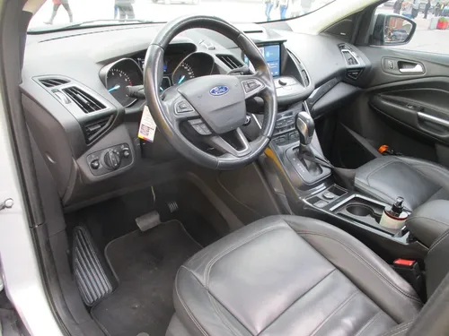 Ford Escape Titanium 4x4 2000cc At Aa