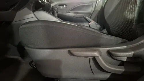 Nissan Versa 1.6 Sense Cvt