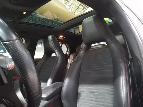 Imagem 10 de 13 de Mercedes-benz Gla 250 2015 2.0 Turbo Sport Teto Panorâmico