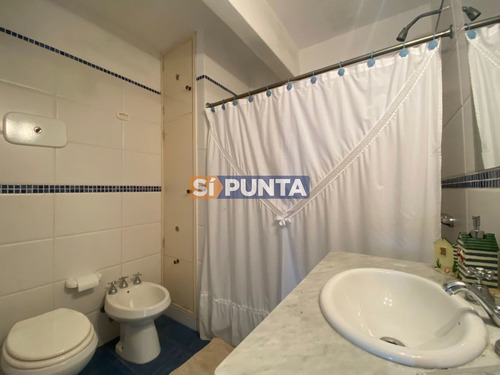 Imagen 14 de 17 de Apartamento En Alquiler Anual