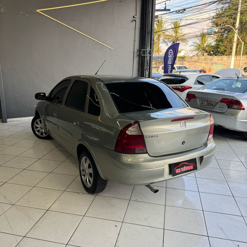 Chevrolet Corsa Sedan Corsa Sedan Maxx 1.8 (Flex)