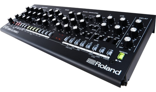 Roland Se-02 Sintetizador Analógico Con Sonido Vintage