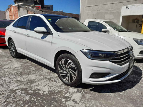 Imagen 1 de 15 de Volkswagen Jetta 2019 4p Highline L4/1.4/t Aut