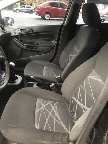 Ford Fiesta 1.6l S 5pt Año 2014 Color Negro As Automobili