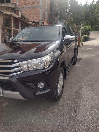 Toyota Hilux 2.7 Srv Cab. Dupla 4x2 Flex Aut. 4p