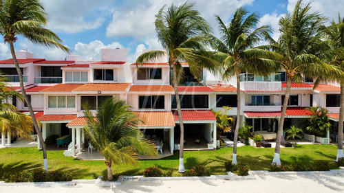 Casa En Venta En Cancun En Villa De Pescadores, Frente Al Mar