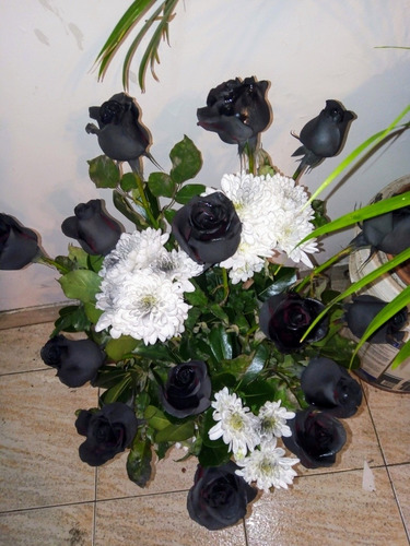 Ramo De Rosas Negras Flores Naturales Envios A Domicilio | MercadoLibre Ramo De Rosas Negras Flores Naturales Envios A Domicilio | MercadoLibre