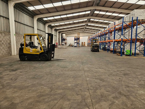 Venta Amplia Bodega (75316)