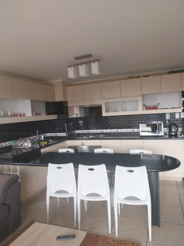 Precioso Dpto Condominio Laguna Bahia-algarrobo.