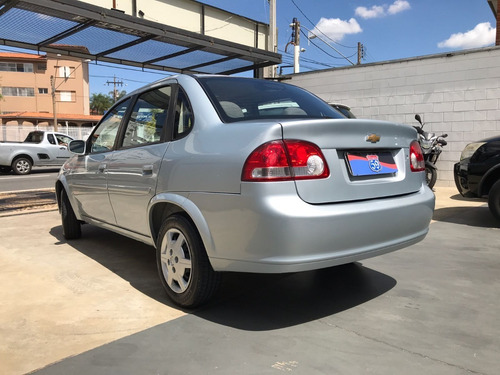 Imagem 4 de 8 de Gm Chevrolet Corsa Classic 1.0 Ls 2012