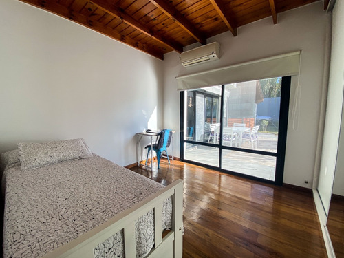 Imagen 9 de 14 de Venta De Impecable Casa, En Malibu Canning