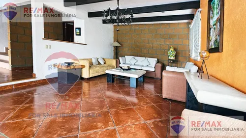 Renta De Casa En Burgos, Temixco, Morelosclave 4766