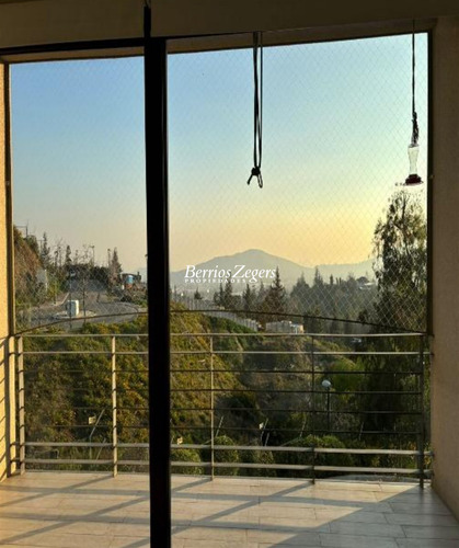 Casa En Venta De 4 Dorm. Lo Barnechea Townhouse Oportunidad