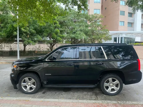 Chevrolet Tahoe 5.3 Lt