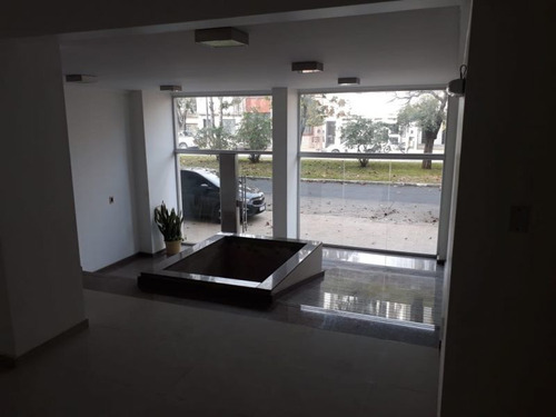Imagen 2 de 13 de Departamento En Venta En La Plata