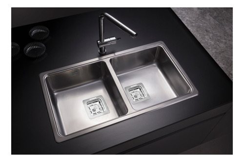 Imagen 3 de 3 de Pileta de cocina doble Johnson Acero Quadra Quadra Q76 A de acero inoxidable 304 pulido standard 43.5 cm x 77.5 cm x 17.5 cm