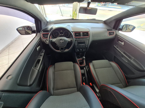 Imagem 7 de 11 de Vw Fox 1.6 Rock In Rio 2016