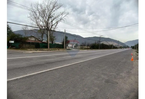 Venta De Gran Sitio En Sector Residencial