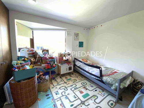 Moderna Town House En El Arrayan, Sector Los Refugios
