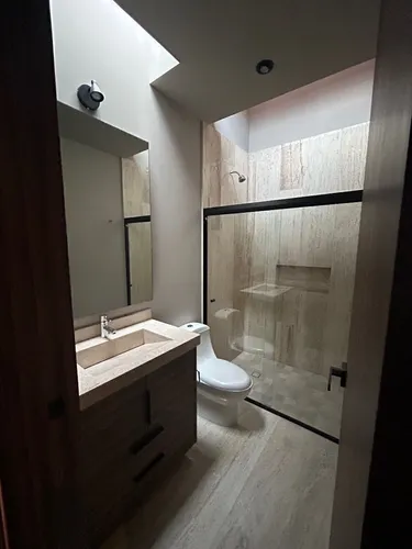Hermosa Casa Nueva! A Estrenar!