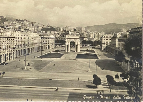 Antigua Postal, Plaza De La Victoria, Génova, Italia, 3p21