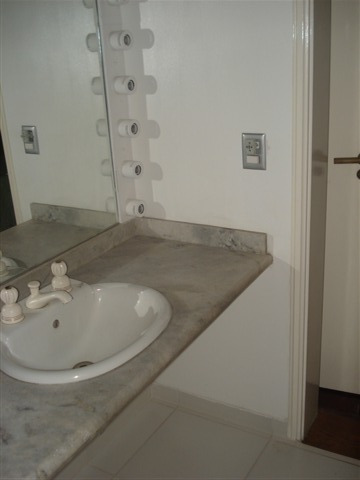 Imagem 13 de 17 de Apartamento - A005105 - 1156429