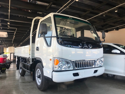 Camión Jac 1035