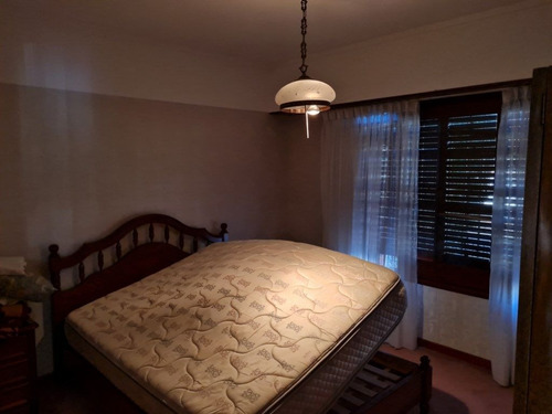 Imagen 8 de 30 de Chalet Impecable Estado Y Calidad De Construcción