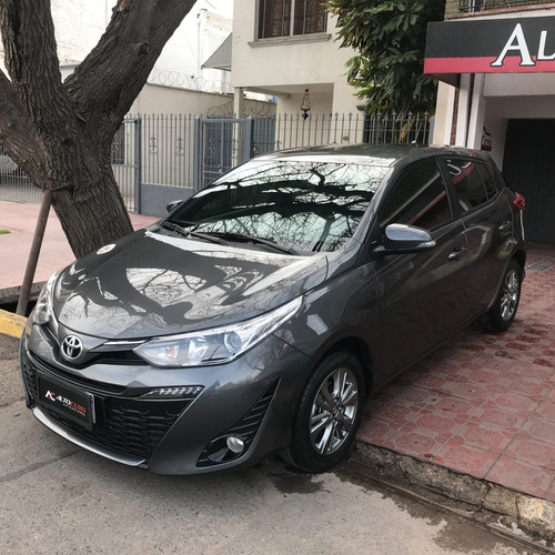 Imagen 1 de 9 de Toyota Yaris