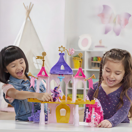 My Little Pony - Set Castillo De La Amistad - Incluye Las Ponys Twilight Sparkle Y Pinkie Pie, De 7,5 Cm, Con Cabelleras Para Cepillar Y 16 Accesorios
