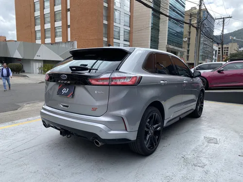 Ford Edge St