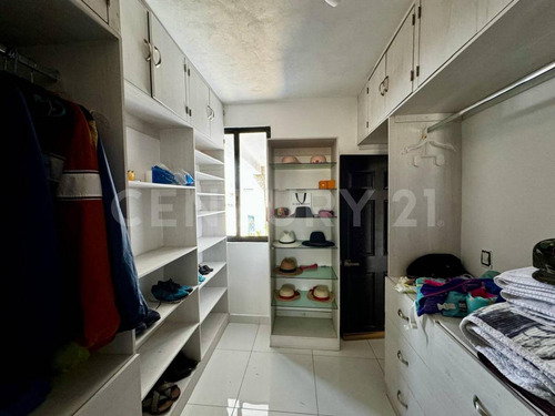 Casona En Venta En Jiutepec, Morelos