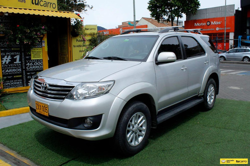 Toyota Fortuner 2.7 Sr5 4x2