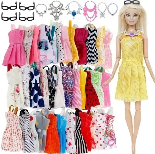 roupa boneca Barbie acessórios 42 peças roupinha - Escorrega o Preço