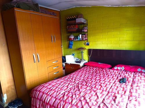 Se Vende Casa 3d 1b Y 2 Est, San Bernardo