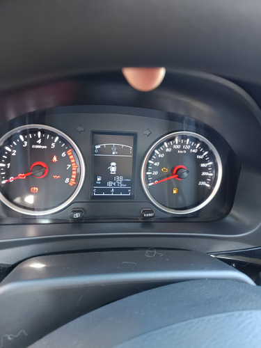 Dongfeng SX6 1.6 Sx6 Mt5 7Pas