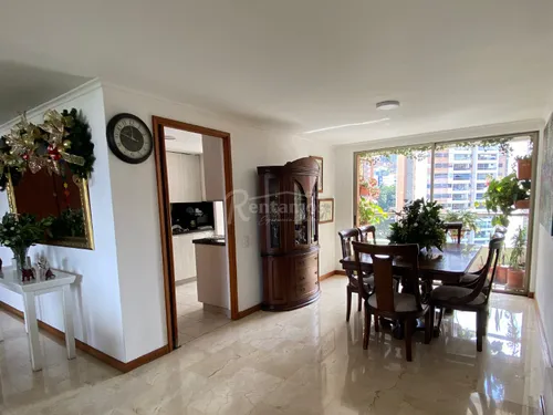 Apartamento En Venta En Los Balsos. Cod V776099