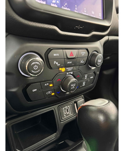 Jeep Renegade 1.3 T270 TURBO FLEX LONGITUDE AT6