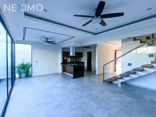 Imagen 2 de 26 de Venta De Casa En Residencial Aqua Cancún, Quintana Roo