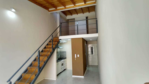 Imagen 7 de 16 de Departamento Con Cochera, Proximo A Facultad.