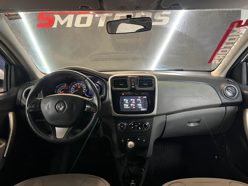 Renault Logan 1.6 Dynamique Hi-power 4p