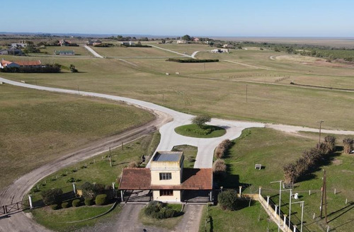 Imagen 2 de 4 de Terreno Con Vista Al Rio En Barrio Los Algarrobos, 1.519 M2 (lote 106)