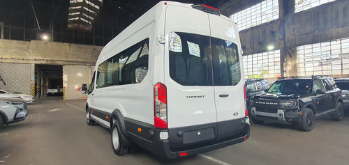 Ford Transit 2.0 Minibus 17+1 460E
