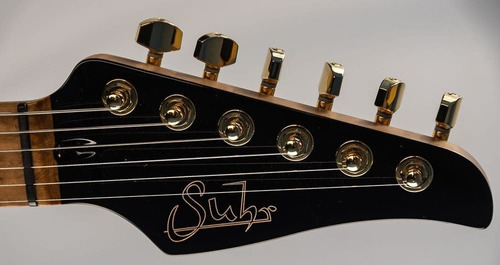 Decal Suhr Vazado