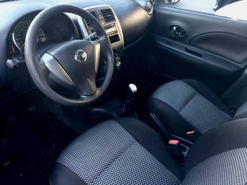 Nissan March 1.0 S