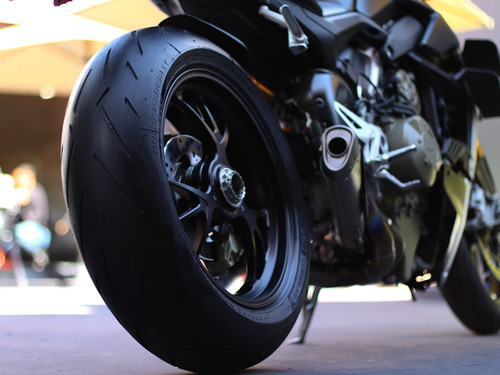 Ducati Streetfighter V4s 2022