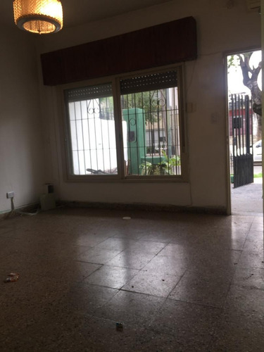 Imagen 4 de 5 de Casa En Lote Propio En Hermosa Zona De Boulogne !!